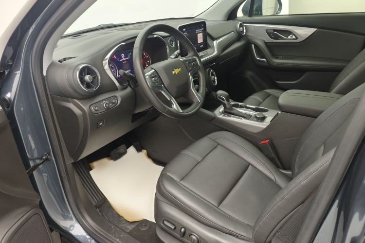 Used Chevrolet Blazer 2022 Mild Hybrid 650T 7-Seater Wei Version Interior 2