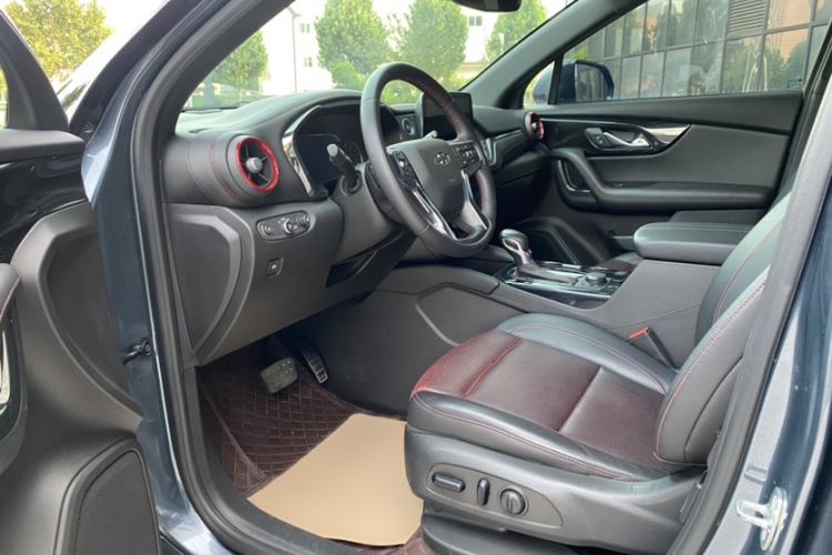 Used Chevrolet Blazer 2022 Mild Hybrid 650T RS Four-Wheel Drive 5-Seater Hardcore Version Interior 4