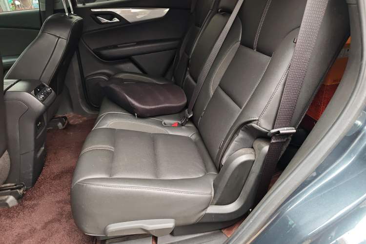 Used Chevrolet Blazer 2022 Mild Hybrid 650T 7-Seater Model Edition Left Rear Seat