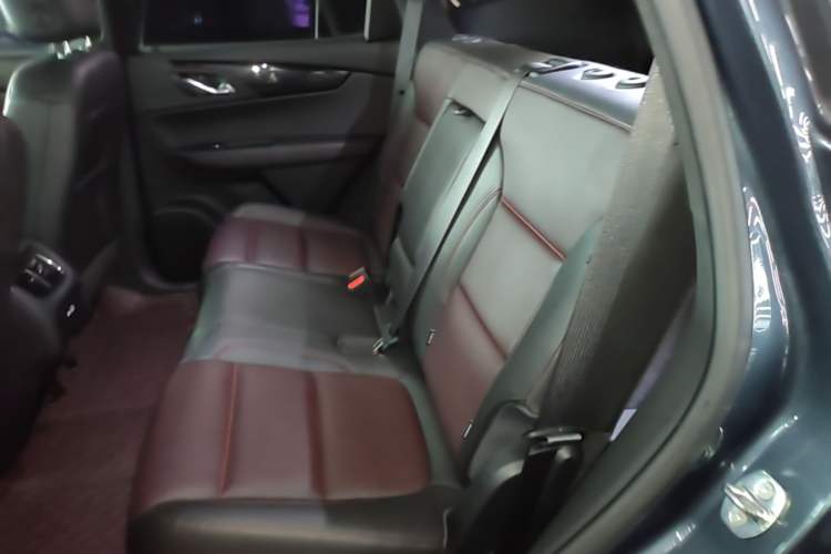 Used Chevrolet Blazer 2022 Mild Hybrid 650T RS Four-Wheel Drive 5-Seater Hardcore Version Left Rear Seat