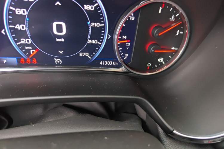 Used Chevrolet Blazer 2022 Mild Hybrid 650T 7-Seater Model Edition Odometer Close Up