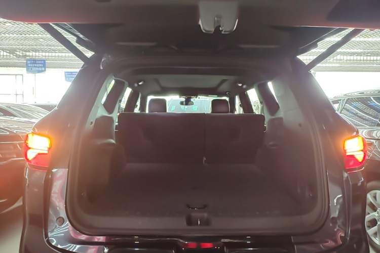 Used Chevrolet Blazer 2022 Mild Hybrid 650T RS Four-Wheel Drive 5-Seater Hardcore Version Trunk