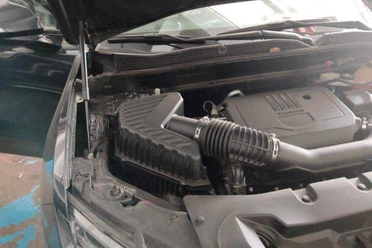 Used Chevrolet Blazer 2022 Mild Hybrid 650T 7-Seater Model Edition Engine Bay Right