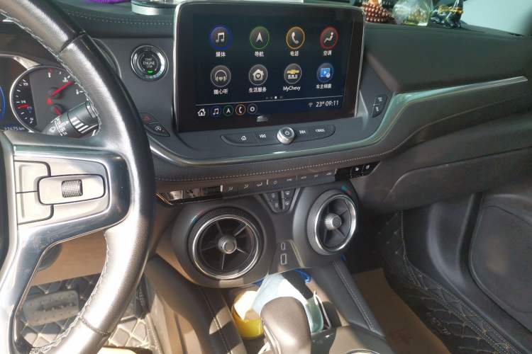 Used Chevrolet Blazer 2022 Mild Hybrid 650T 7-Seater Wei Version Audio And AC Panel