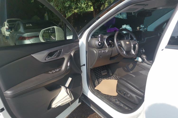 Used Chevrolet Blazer 2022 Mild Hybrid 650T 7-Seater Wei Version Driver Seat