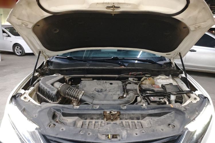 Used Chevrolet Blazer 2022 Mild Hybrid 650T 7-Seater Wei Version Engine Bay