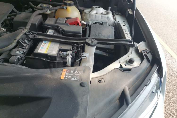 Used Chevrolet Blazer 2022 Mild Hybrid 650T 7-Seater Wei Version Engine Bay Left