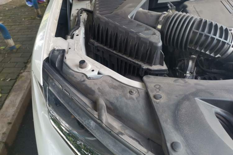 Used Chevrolet Blazer 2022 Mild Hybrid 650T 7-Seater Wei Version Engine Bay Right