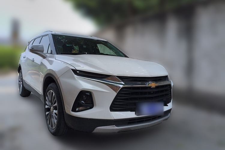 Used Chevrolet Blazer 2022 Light Hybrid 650T RS All-Wheel Drive 7-Seater Rugged Edition Front Right 45 Deg
