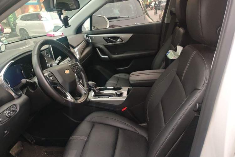Used Chevrolet Blazer 2022 Mild Hybrid 650T 7-Seater Wei Version Left Front Seat