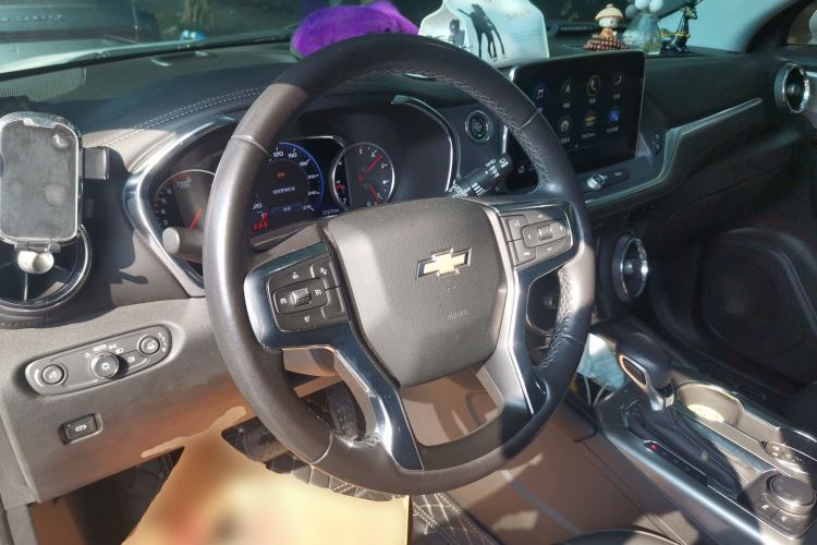 Used Chevrolet Blazer 2022 Mild Hybrid 650T 7-Seater Wei Version Steering Wheel