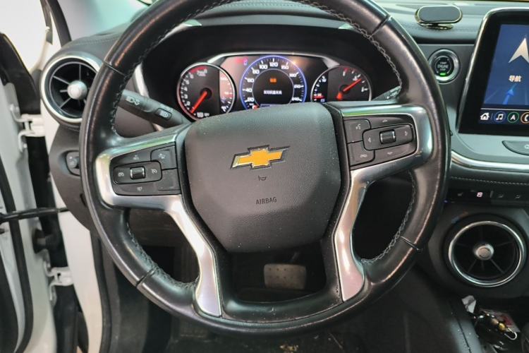Used Chevrolet Blazer 2022 Light Hybrid 650T RS All-Wheel Drive 7-Seater Rugged Edition Steering Wheel