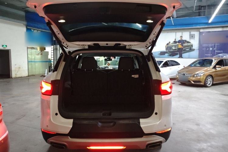 Used Chevrolet Blazer 2022 Mild Hybrid 650T 7-Seater Wei Version Trunk
