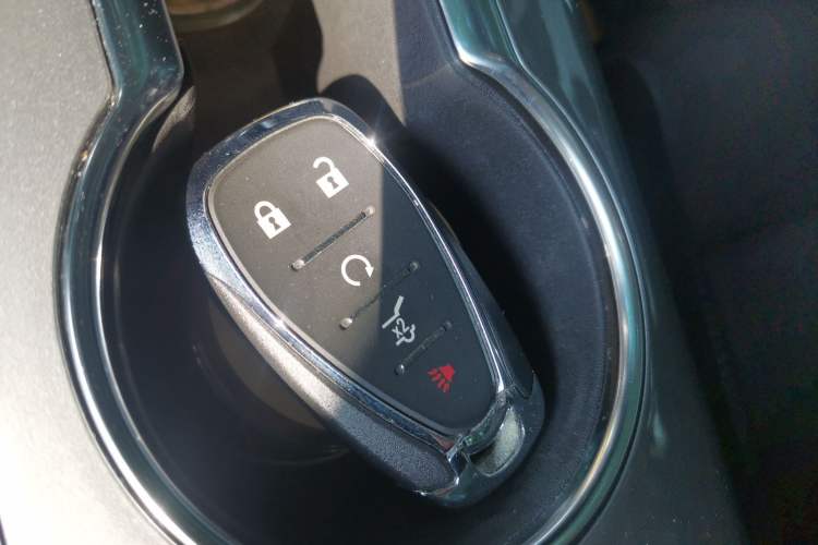 Used Chevrolet Blazer 2022 Mild Hybrid 650T 7-Seater Wei Version Vehicle Key