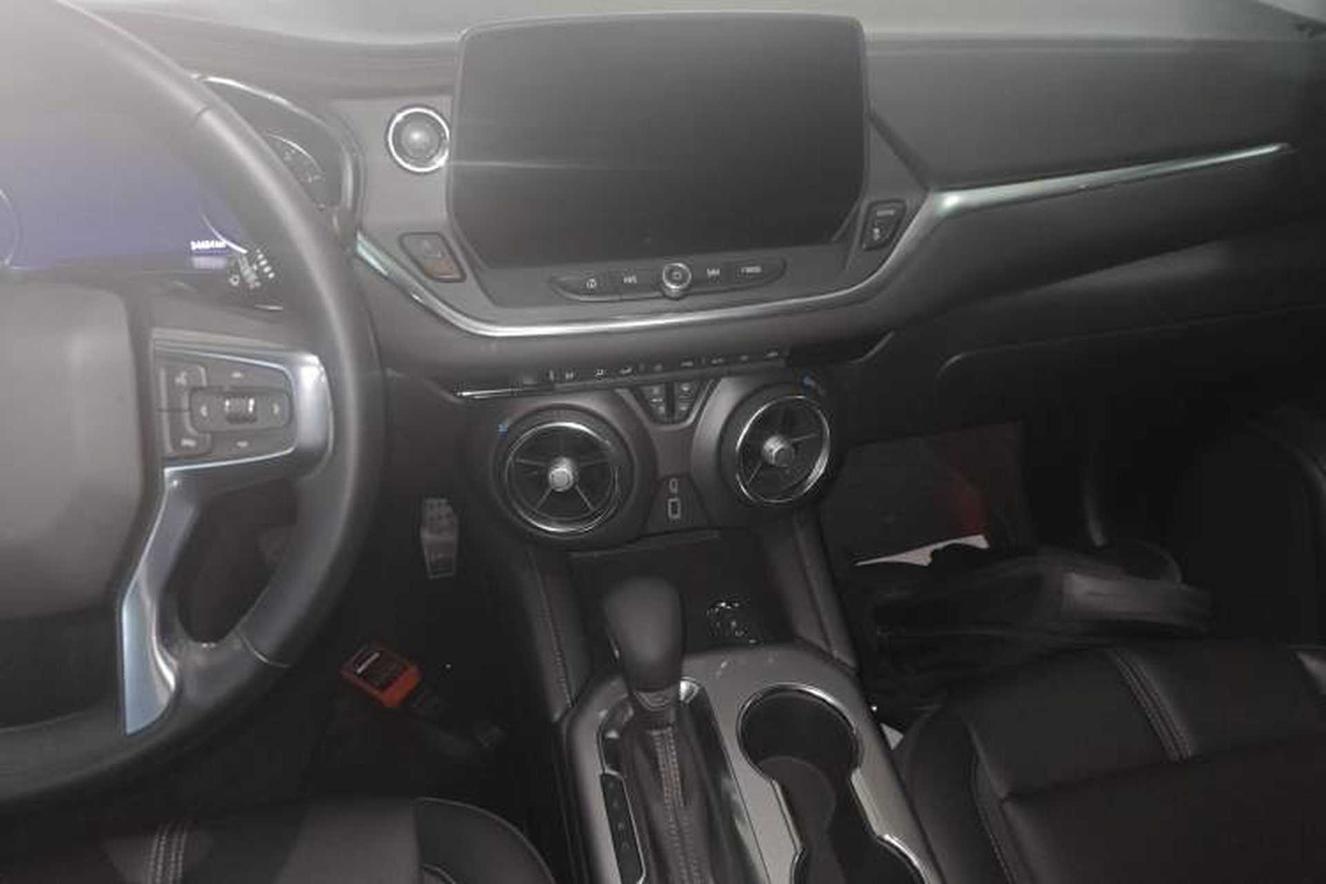 Used Chevrolet Blazer 2023 Light Hybrid 650T Model Audio And AC Panel