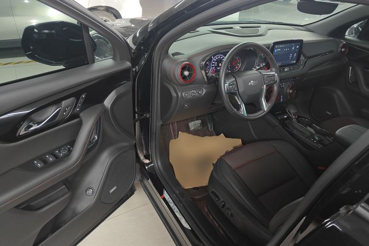 Used Chevrolet Blazer 2023 Light Hybrid 650T RS Twin-Clutch All-Wheel Drive Engine Version Driver Seat