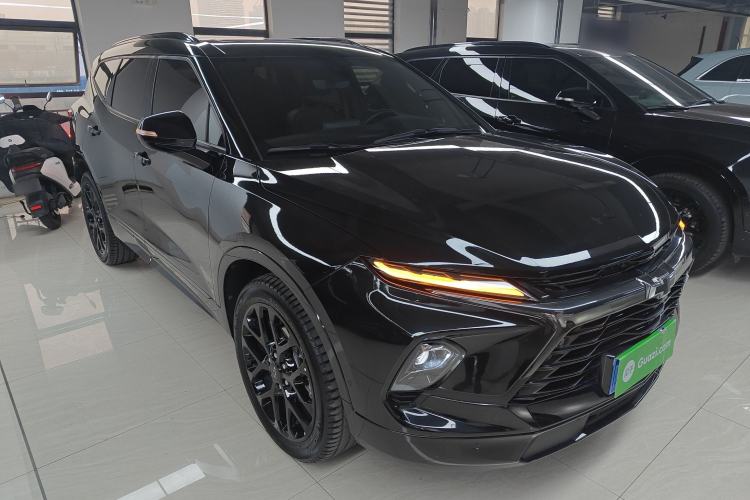 Used Chevrolet Blazer 2023 Light Hybrid 650T RS Twin-Clutch All-Wheel Drive Engine Version Front Right 45 Deg