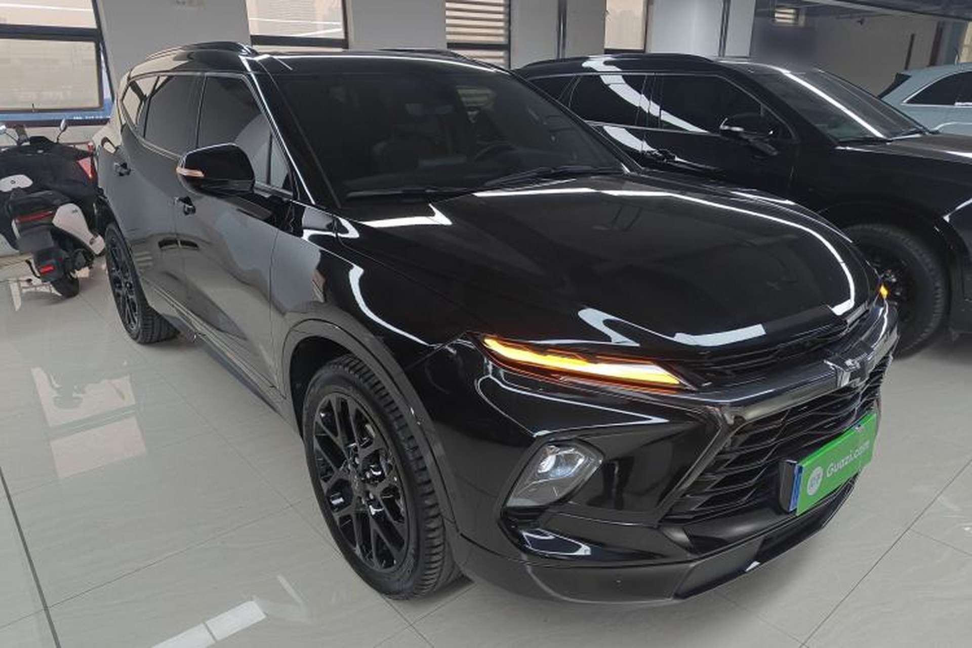 Used Chevrolet Blazer 2023 Light Hybrid 650T RS Twin-Clutch All-Wheel Drive Engine Version Front Right 45 Deg