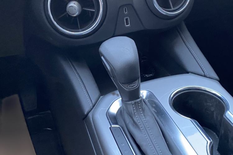 Used Chevrolet Blazer 2023 Light Hybrid 650T Model Gear Lever