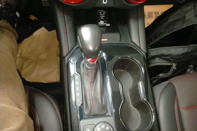 Used Chevrolet Blazer 2023 Light Hybrid 650T RS Twin-Clutch All-Wheel Drive Engine Version Gear Lever