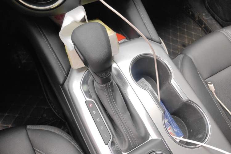 Used Chevrolet Blazer 2023 Light Hybrid 650T Model Gear Lever