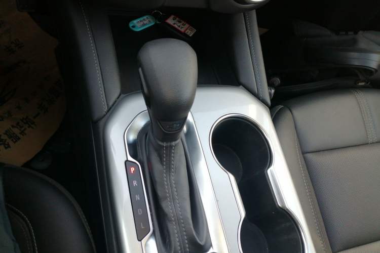 Used Chevrolet Blazer 2023 Light Hybrid 650T Model Gear Lever