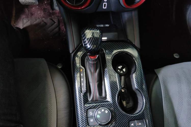 Used Chevrolet Blazer 2023 Light Hybrid 650T RS Twin-Clutch All-Wheel Drive Engine Version Gear Lever