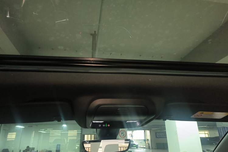 Used Chevrolet Blazer 2023 Light Hybrid 650T RS Twin-Clutch All-Wheel Drive Engine Version Headliner