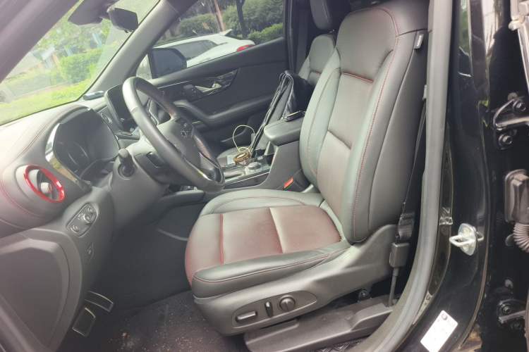 Used Chevrolet Blazer 2023 Light Hybrid 650T RS Twin-Clutch All-Wheel Drive Engine Version Left Front Seat