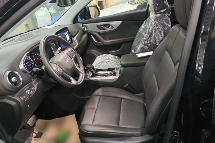 Used Chevrolet Blazer 2023 Light Hybrid 650T Redline Thunder Edition Left Front Seat