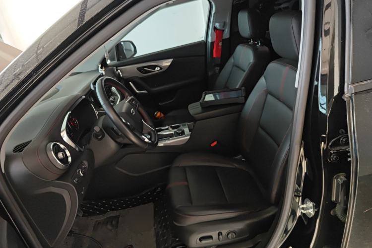 Used Chevrolet Blazer 2023 Light Hybrid 650T Redline Thunder Edition Left Front Seat