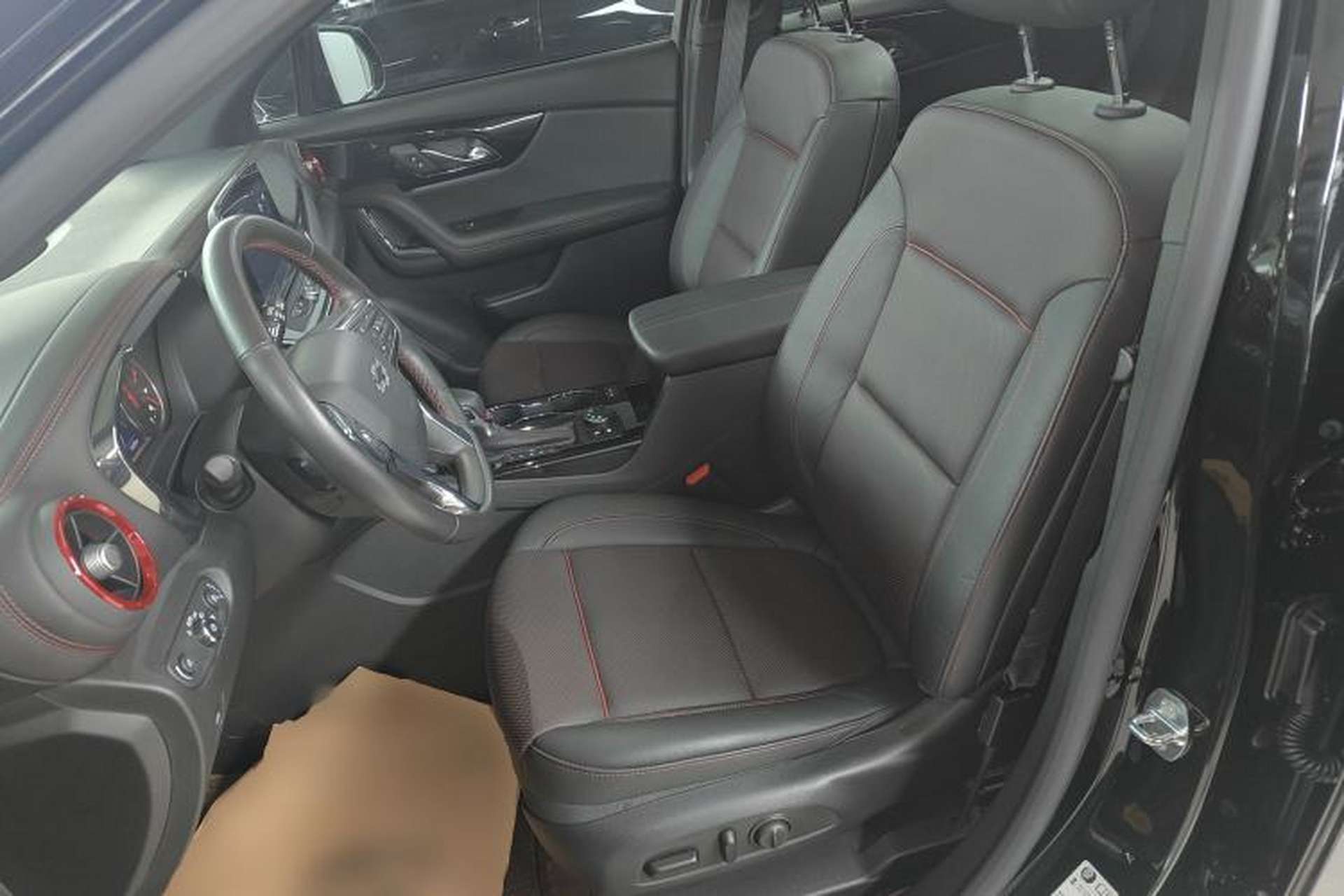 Used Chevrolet Blazer 2023 Light Hybrid 650T RS Twin-Clutch All-Wheel Drive Engine Version Left Front Seat