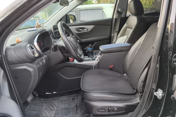Used Chevrolet Blazer 2023 Light Hybrid 650T Model Left Front Seat