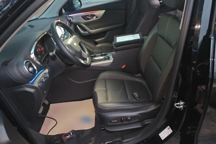 Used Chevrolet Blazer 2023 Light Hybrid 650T Model Left Front Seat