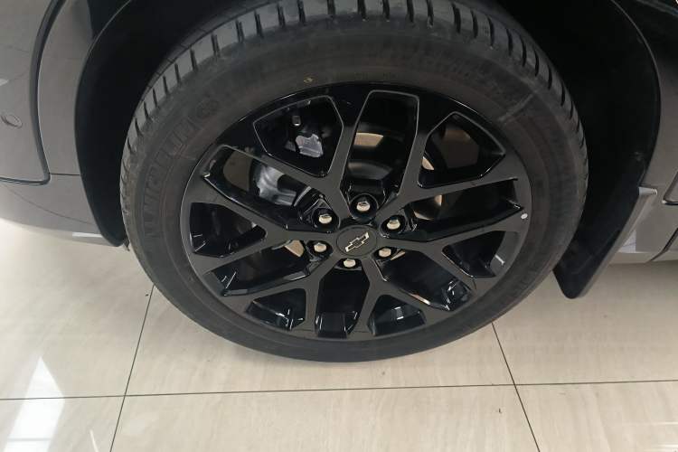 Used Chevrolet Blazer 2023 Light Hybrid 650T RS Twin-Clutch All-Wheel Drive Engine Version Left Front Wheel Hub