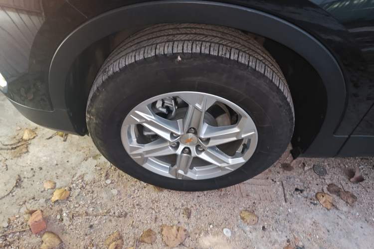 Used Chevrolet Blazer 2023 Light Hybrid 650T Model Left Front Wheel Hub