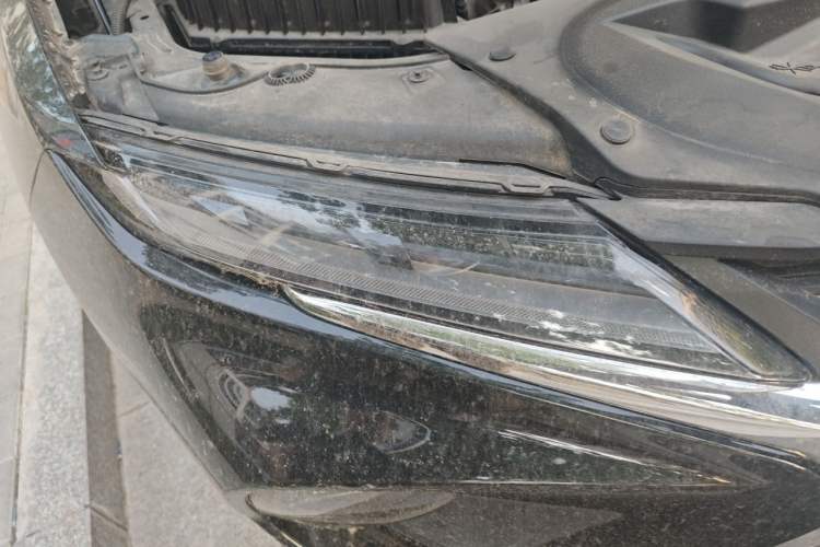 Used Chevrolet Blazer 2023 Light Hybrid 650T Model Right Front Headlight