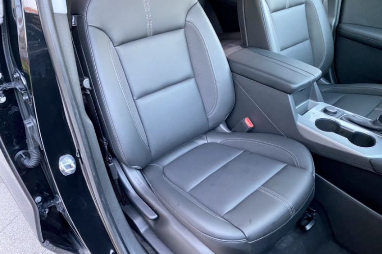 Used Chevrolet Blazer 2023 Light Hybrid 650T Model Right Front Seat