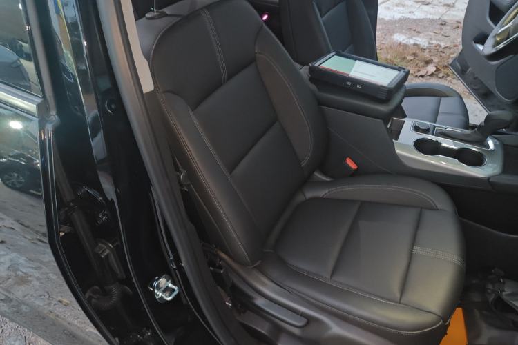 Used Chevrolet Blazer 2023 Light Hybrid 650T Model Right Front Seat