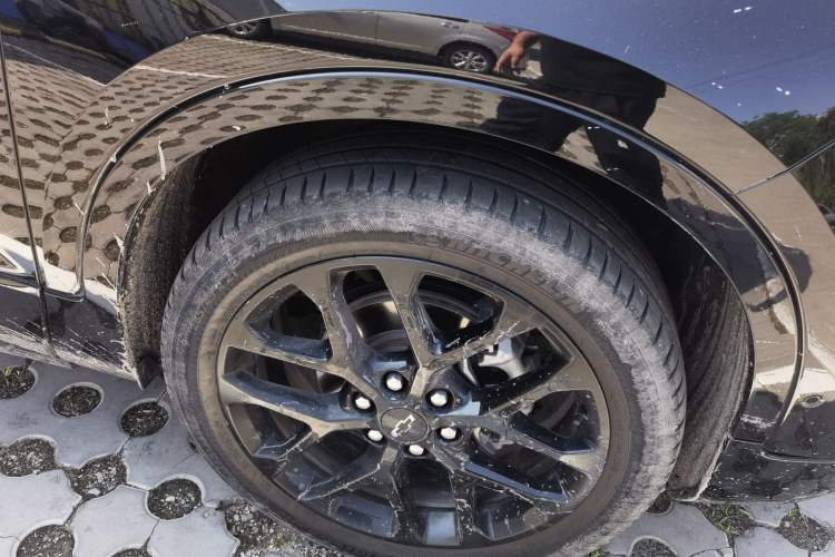 Used Chevrolet Blazer 2023 Light Hybrid 650T RS Twin-Clutch All-Wheel Drive Engine Version Right Front Wheel Hub