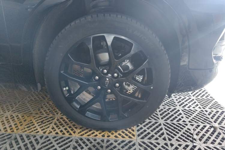 Used Chevrolet Blazer 2023 Light Hybrid 650T RS Twin-Clutch All-Wheel Drive Engine Version Right Front Wheel Hub