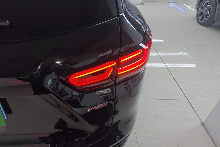 Used Chevrolet Blazer 2023 Light Hybrid 650T RS Twin-Clutch All-Wheel Drive Engine Version Right Rear Taillight
