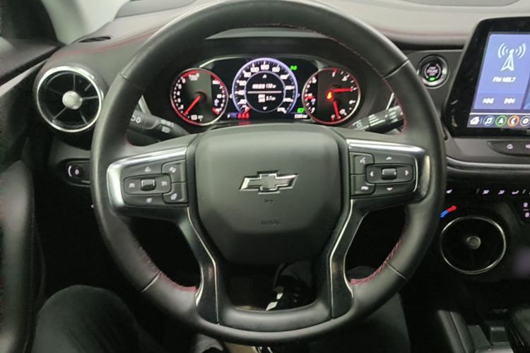 Used Chevrolet Blazer 2023 Light Hybrid 650T Redline Thunder Edition Steering Wheel