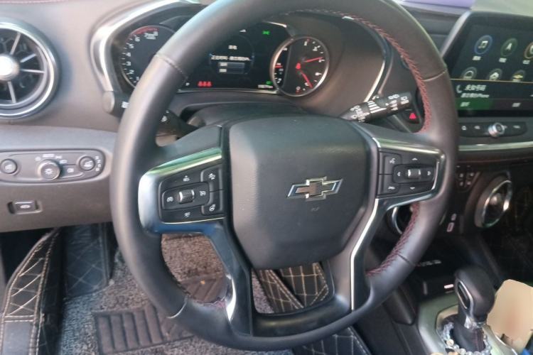 Used Chevrolet Blazer 2023 Light Hybrid 650T Redline Thunder Edition Steering Wheel