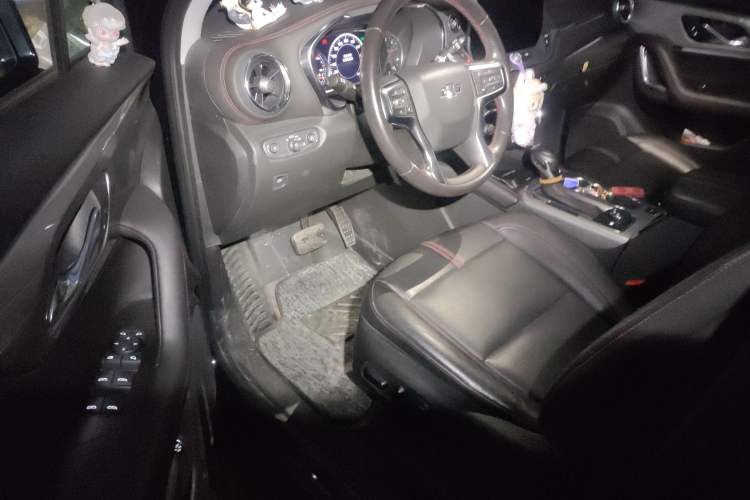 Used Chevrolet Blazer 2023 Light Hybrid 650T Redline Thunder Edition Driver Seat