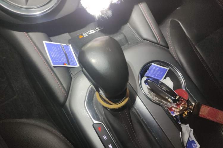 Used Chevrolet Blazer 2023 Light Hybrid 650T Redline Thunder Edition Gear Lever