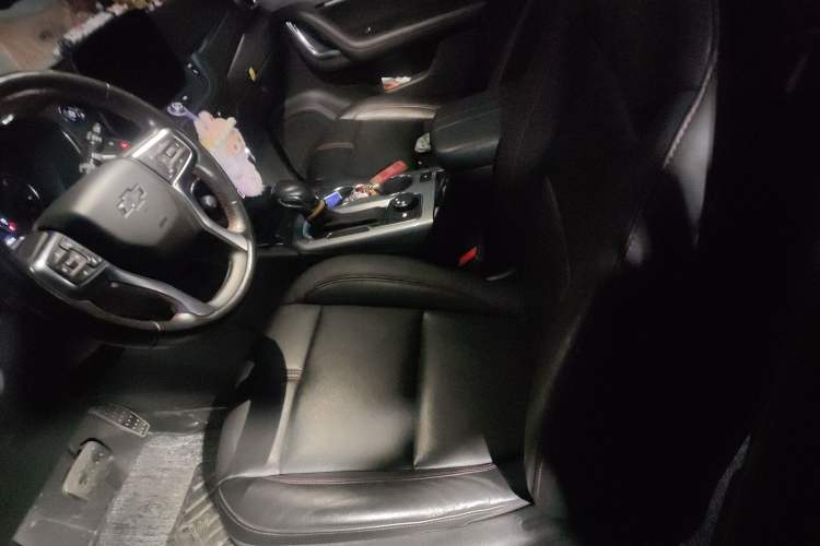 Used Chevrolet Blazer 2023 Light Hybrid 650T Redline Thunder Edition Left Front Seat