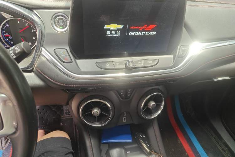 Used Chevrolet Blazer 2023 Light Hybrid 650T Redline Thunder Edition Audio And AC Panel