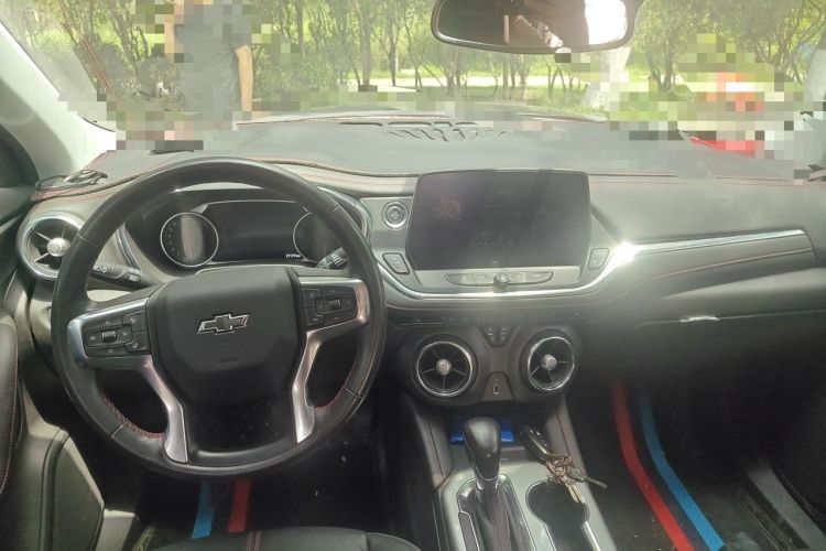 Used Chevrolet Blazer 2023 Light Hybrid 650T Redline Thunder Edition Center Console