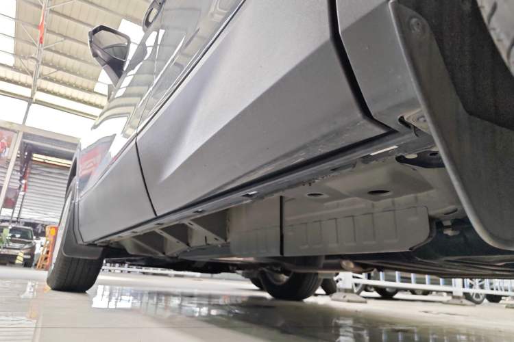 Used Chevrolet Blazer 2023 Light Hybrid 650T Model Left Side Sill